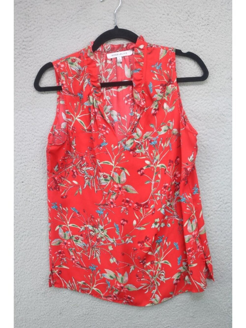 Rose & Olive Sleeveless Floral Top-Size Small-Whimsigoth-Office-Career